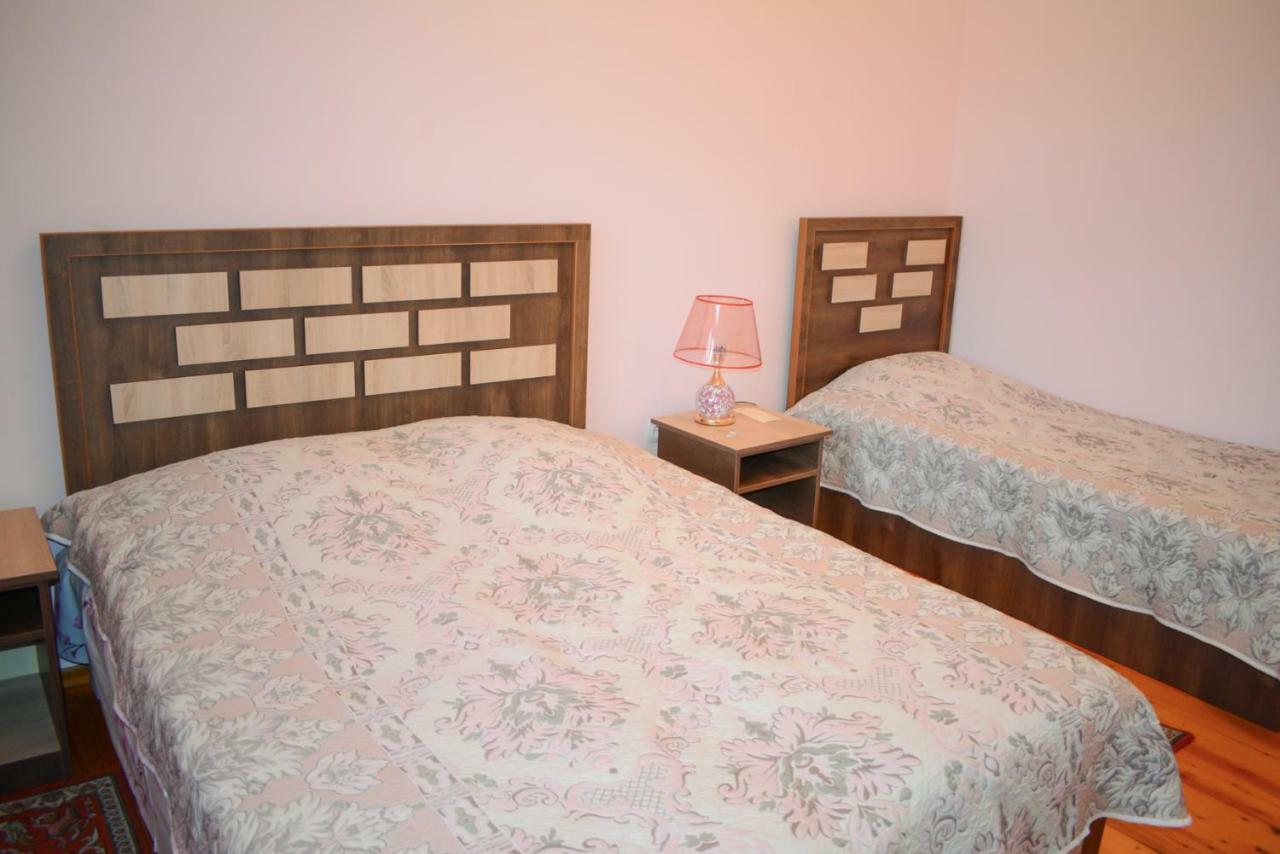 Guest House Nataly Yeghegnadzor Bagian luar foto