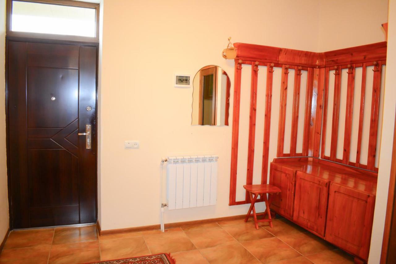 Guest House Nataly Yeghegnadzor Bagian luar foto