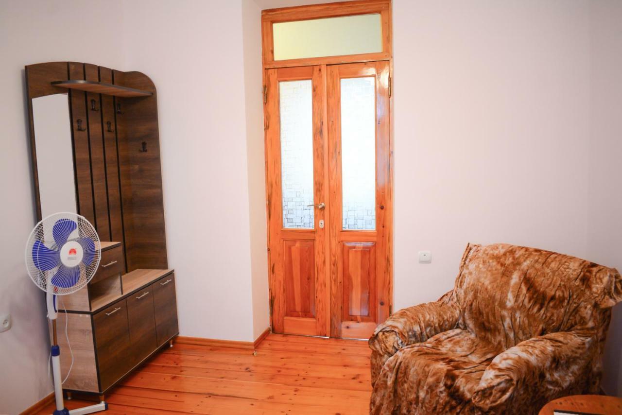 Guest House Nataly Yeghegnadzor Bagian luar foto